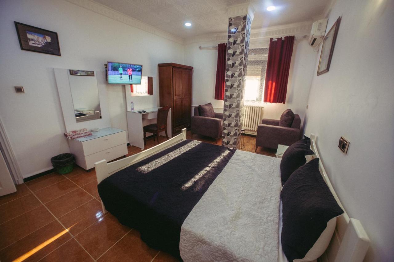 Hotel Residence El Mahdi Batna Buitenkant foto